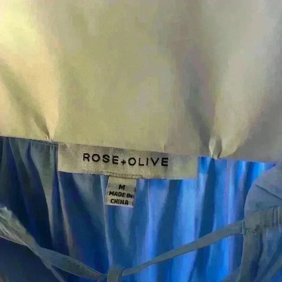 Rose and Olive ladies top size M - Picture 7 of 7